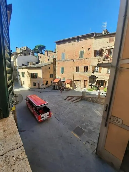 La Casa Degli Artisti, Appartamento In Centro Storico Montepulciano Stazione 意大利