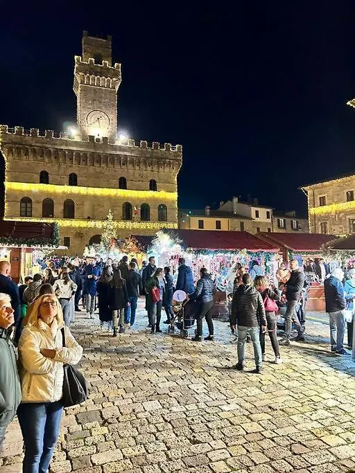 La Casa Degli Artisti, Appartamento In Centro Storico Montepulciano Stazione 0*,  意大利